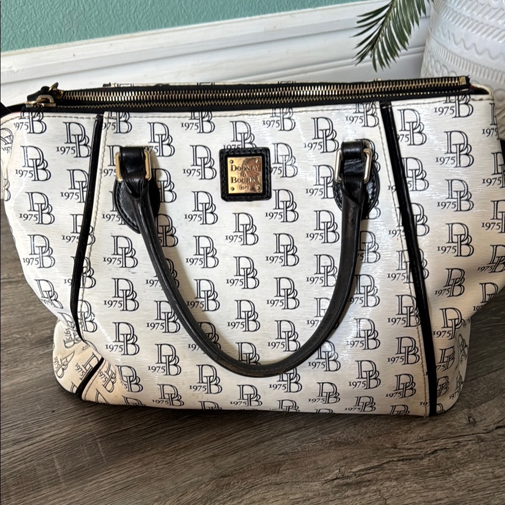 Dooney & Bourke White and Black Tote Bag